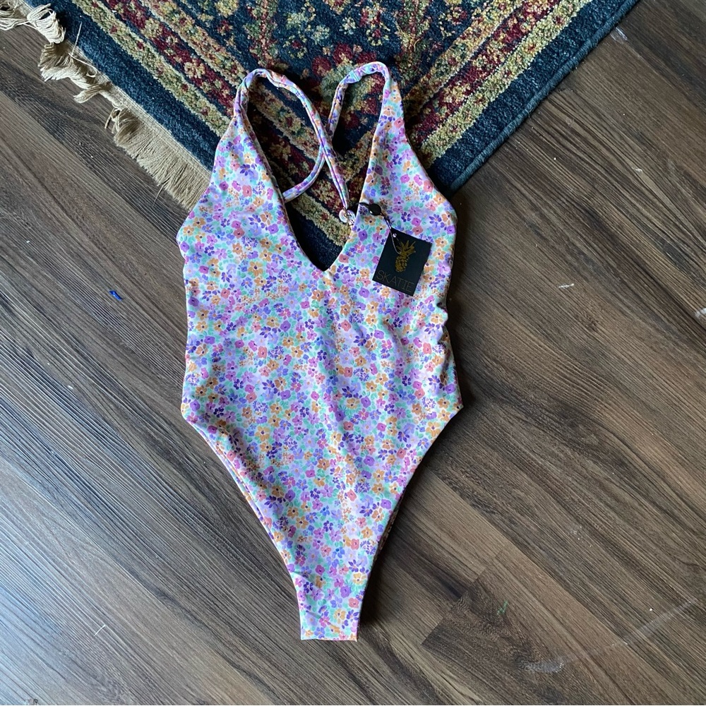 COPY - NWT Skatie Zoe swimsuit